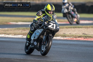 Nicholas Burns motorcycle racing at the Sunflower Trophy, Bishopscourt Circuit