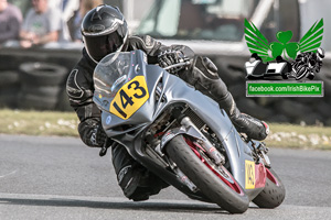 Wayne Bussell motorcycle racing at Bishopscourt Circuit