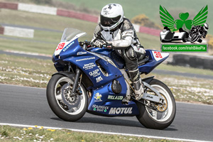 Dermot Cleary motorcycle racing at Bishopscourt Circuit