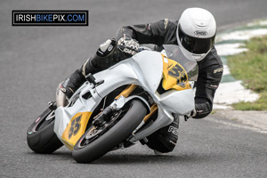 Sean Connolly motorcycle racing at Mondello Park