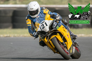 Alan Connor motorcycle racing at Bishopscourt Circuit