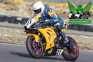 Alan Connor motorcycle racing at Bishopscourt Circuit