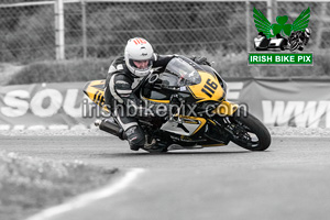 Dillan Daly motorcycle racing at Mondello Park