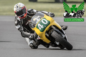 Barry Davidson motorcycle racing at Bishopscourt Circuit