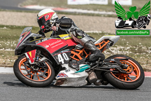 Barry Davidson motorcycle racing at Bishopscourt Circuit