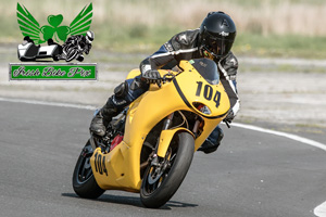 Alan Duffy motorcycle racing at Kirkistown Circuit