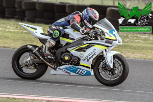 Kris Duncan motorcycle racing at Bishopscourt Circuit