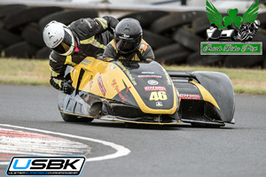 Mark Gash sidecar racing at Bishopscourt Circuit