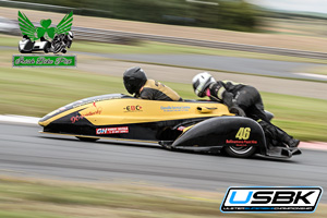 Mark Gash sidecar racing at Bishopscourt Circuit