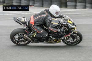 Mark Gillan motorcycle racing at Mondello Park