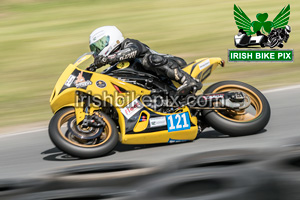 Michael Gillan motorcycle racing at Mondello Park