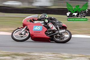 Mark Johnson motorcycle racing at Bishopscourt Circuit