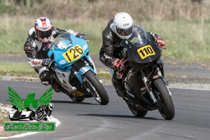 Robert Kelly motorcycle racing at Kirkistown Circuit
