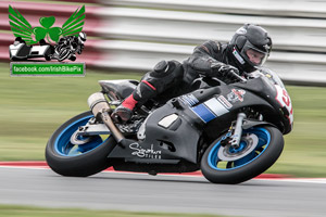 Andy Kildea motorcycle racing at Bishopscourt Circuit