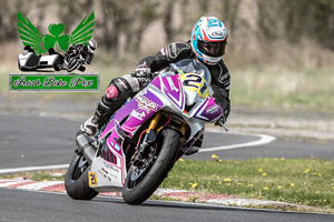 Nicole Lynch motorcycle racing at Kirkistown Circuit