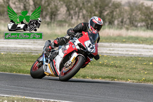 Stephen Magill motorcycle racing at Kirkistown Circuit