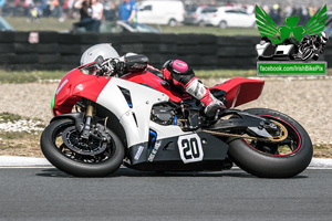 Thomas McAdoo motorcycle racing at Bishopscourt Circuit