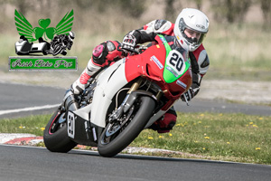 Thomas McAdoo motorcycle racing at Kirkistown Circuit