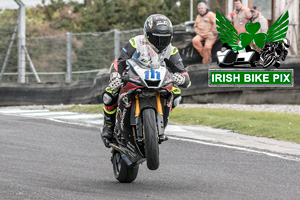 Brian McCormack motorcycle racing at Mondello Park