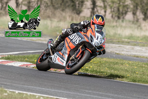 Gary McCoy motorcycle racing at Kirkistown Circuit