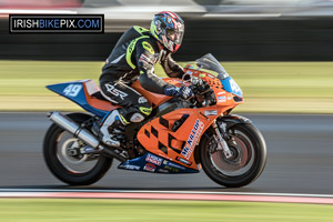 Stephen McKeown motorcycle racing at the Sunflower Trophy, Bishopscourt Circuit