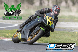 Jessica McWilliams motorcycle racing at Kirkistown Circuit