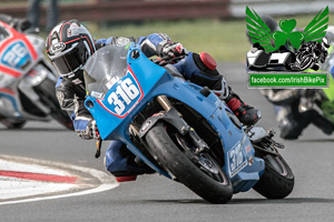 Stephen Morrison motorcycle racing at Bishopscourt Circuit