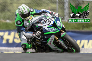 Gary O'Brien motorcycle racing at Mondello Park