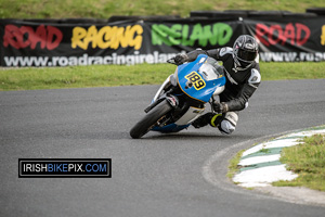 Robert O'Connell motorcycle racing at Bishopscourt Circuit