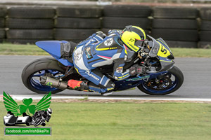 Michael Owens motorcycle racing at Bishopscourt Circuit