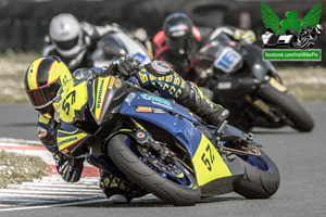 Michael Owens motorcycle racing at Bishopscourt Circuit