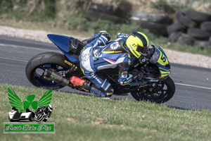 Michael Owens motorcycle racing at Kirkistown Circuit