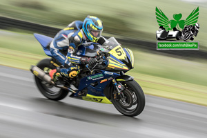 Michael Owens motorcycle racing at Bishopscourt Circuit