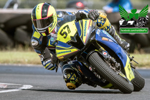 Michael Owens motorcycle racing at Bishopscourt Circuit