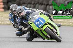 Scott Russell motorcycle racing at Bishopscourt Circuit