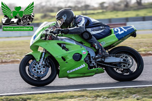 Scott Russell motorcycle racing at Bishopscourt Circuit