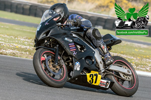 Scott Russell motorcycle racing at Bishopscourt Circuit