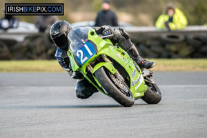 Scott Russell motorcycle racing at Bishopscourt Circuit