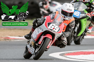 Gary Scott motorcycle racing at Bishopscourt Circuit