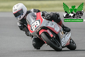 Gary Scott motorcycle racing at Bishopscourt Circuit