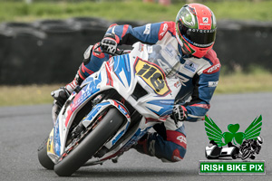 Mick Walsh motorcycle racing at Mondello Park