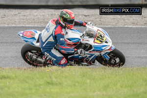 Mick Walsh motorcycle racing at Mondello Park
